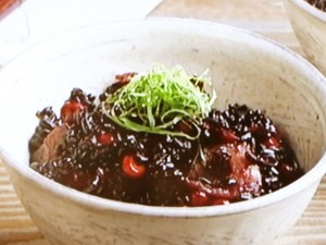 【キューピー３分クッキング】とうもろこし、梅干し、豚肉の黒米ごはんのレシピ・柳瀬 久美子