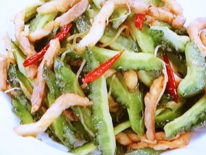 【あさイチ】ゴーヤーと豚肉のピリ辛炒めのレシピ・みんな！ゴハンだよ・孫成順