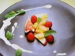 【ZIP！速水もこみちのMOCO''Sキッチン】もこみち流　フルーツサラダ～ヨーグルトソースのレシピ・速水もこみち