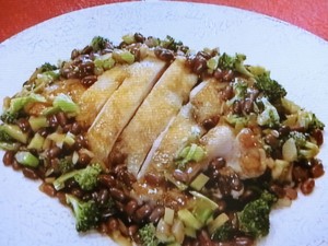 【おかずのクッキング】こんがりチキンの野菜たっぷり小豆あんかけのレシピ・浜内千波