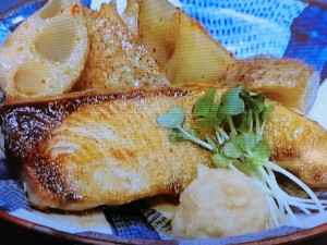 【ノンストップ】ブリとレンコンの甘辛照り焼きのレシピ・笠原将弘・笠原将弘のおかず道場