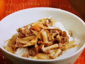 【キューピー３分クッキング】牛肉とごぼうののっけごはんのレシピ・田口成子