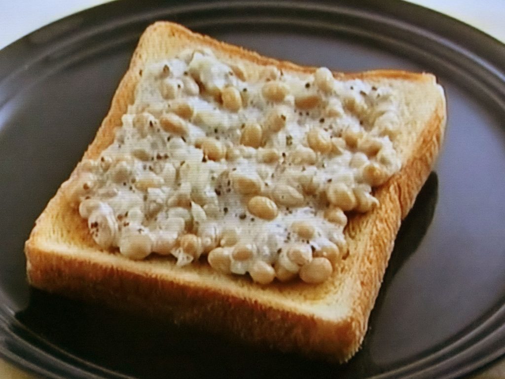 【きょうの料理】発酵たまねぎと納豆のトーストのレシピ・濱田美里