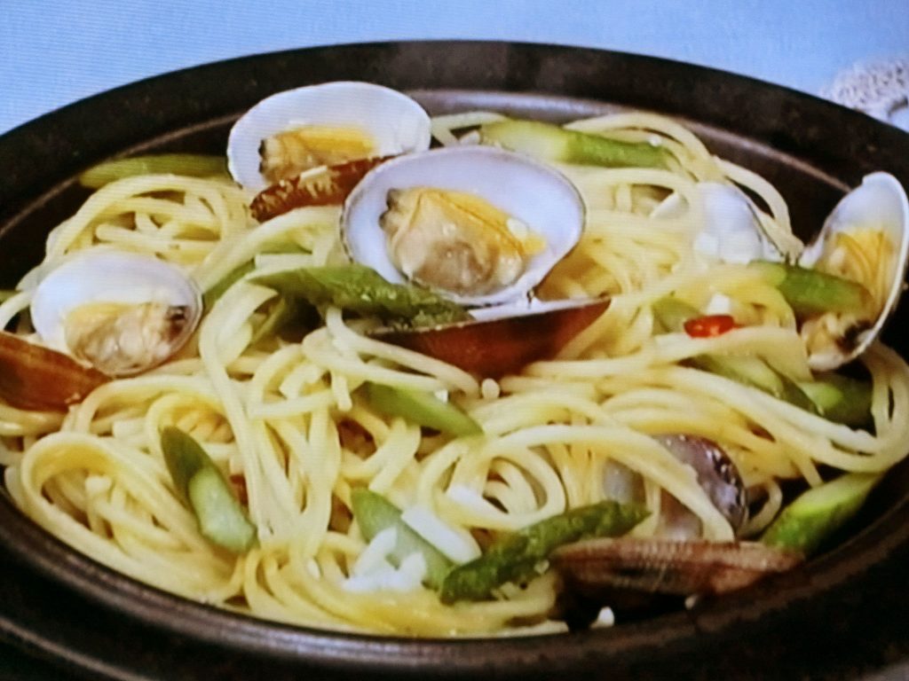 【きょうの料理ビギナーズ】アスパラのボンゴレスパゲッティのレシピ・藤野嘉子
