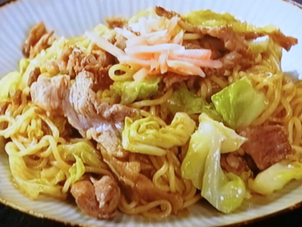 【きょうの料理ビギナーズ】キャベツたっぷり焼きそばのレシピ・藤野嘉子