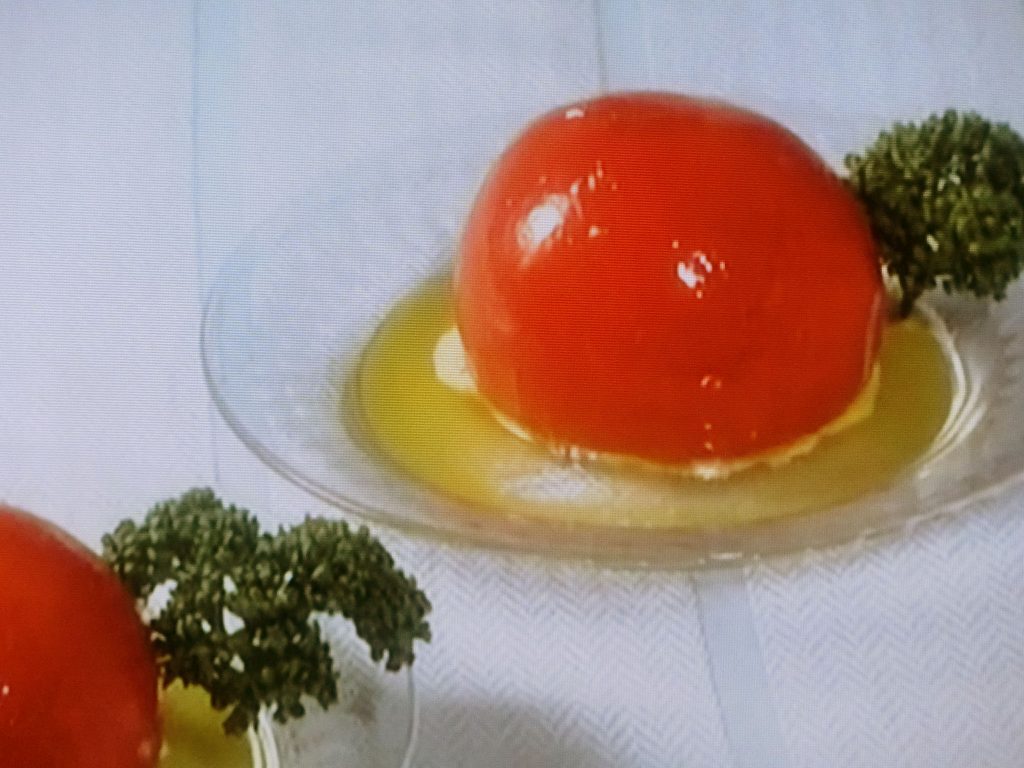 【きょうの料理ビギナーズ】丸ごとトマトのツナマヨ詰めのレシピ・藤野嘉子