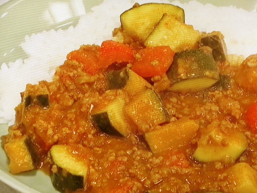【キューピー３分クッキング】夏野菜とひき肉のカレーのレシピ・小林まさみ