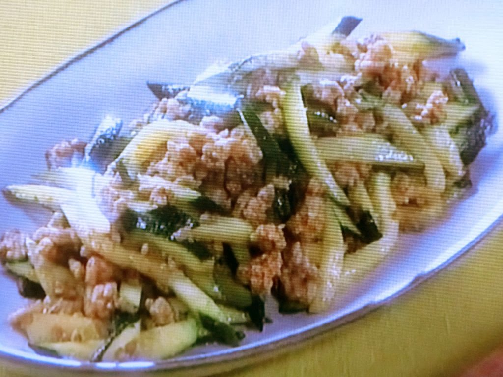 【きょうの料理ビギナーズ】ズッキーニとひき肉のカレーマヨ炒めのレシピ・藤野嘉子