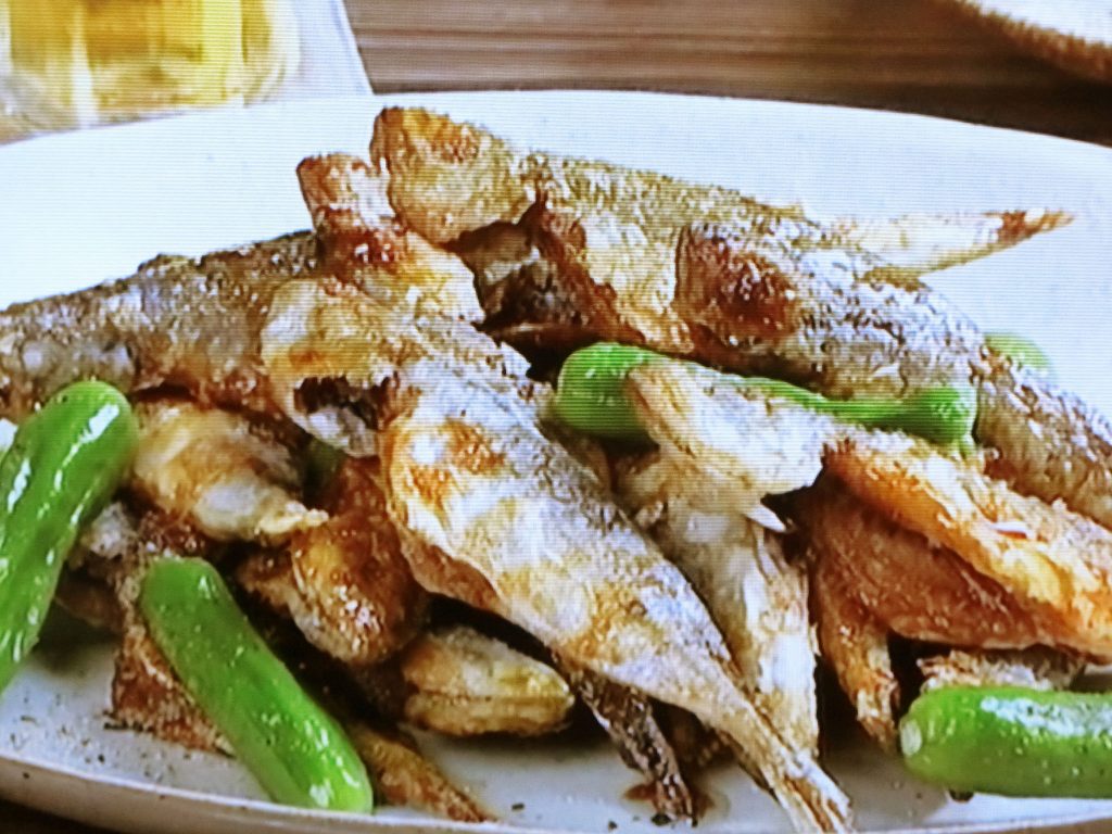 【キューピー３分クッキング】豆あじのから揚げ 甘辛黒こしょうだれのレシピ・小林まさみ