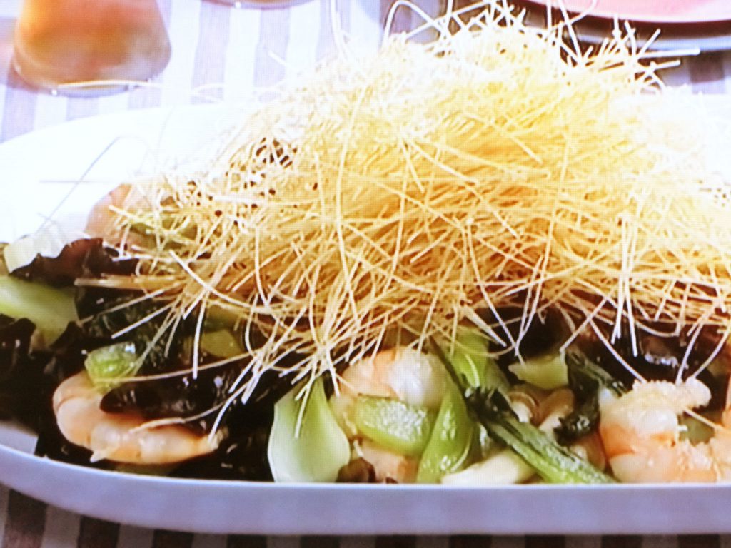 【ひるまえほっと】パリパリそうめんとチキンの中華サラダのレシピ・尾田衣子
