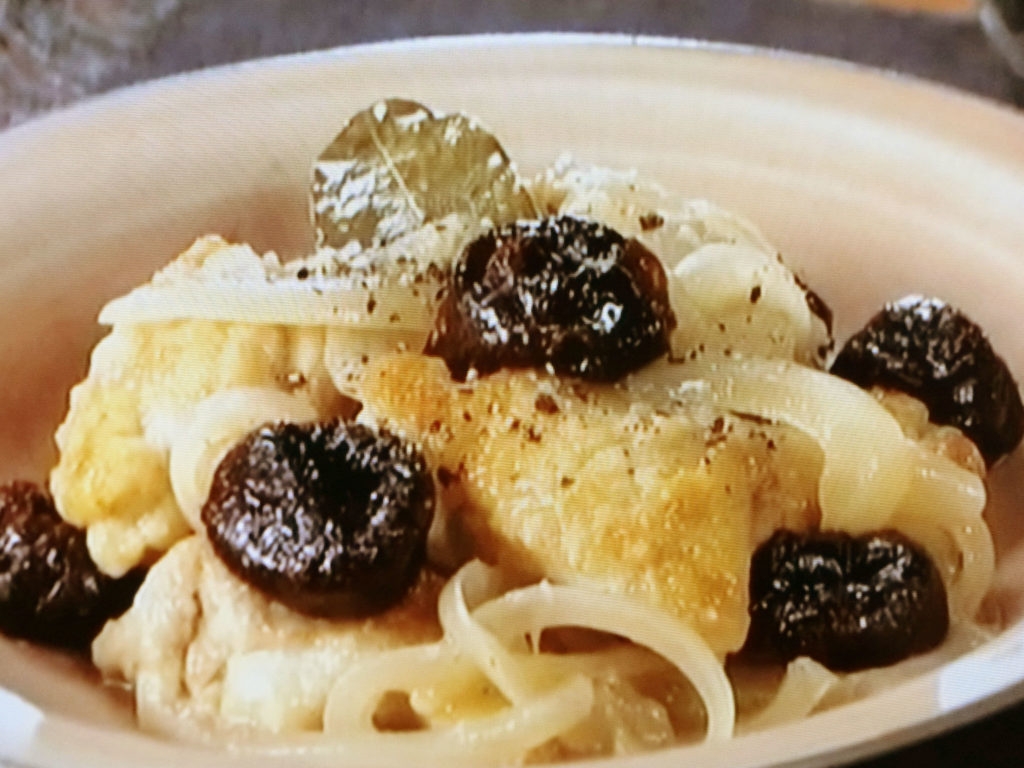 【きょうの料理ビギナーズ】鶏とプルーンの白ワイン煮のレシピ・新谷友里江