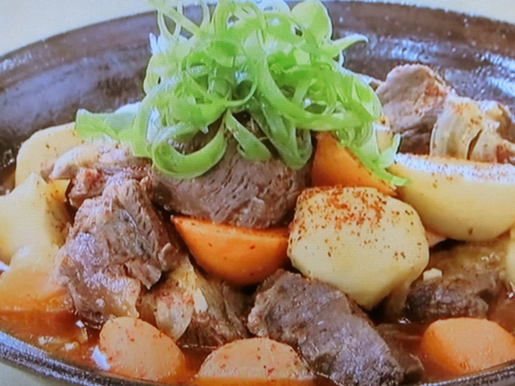 【おかずのクッキング】牛すね肉と里芋の韓国風煮込みのレシピ・コウケンテツ