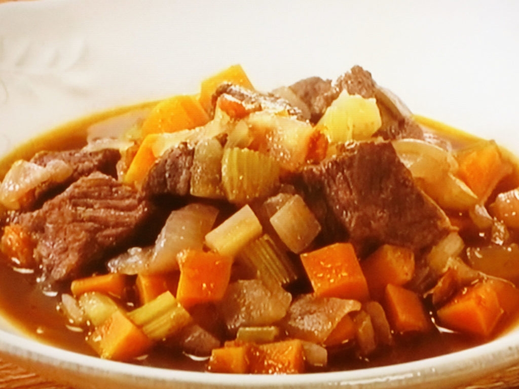 【きょうの料理ビギナーズ】牛肉の赤ワイン煮のレシピ