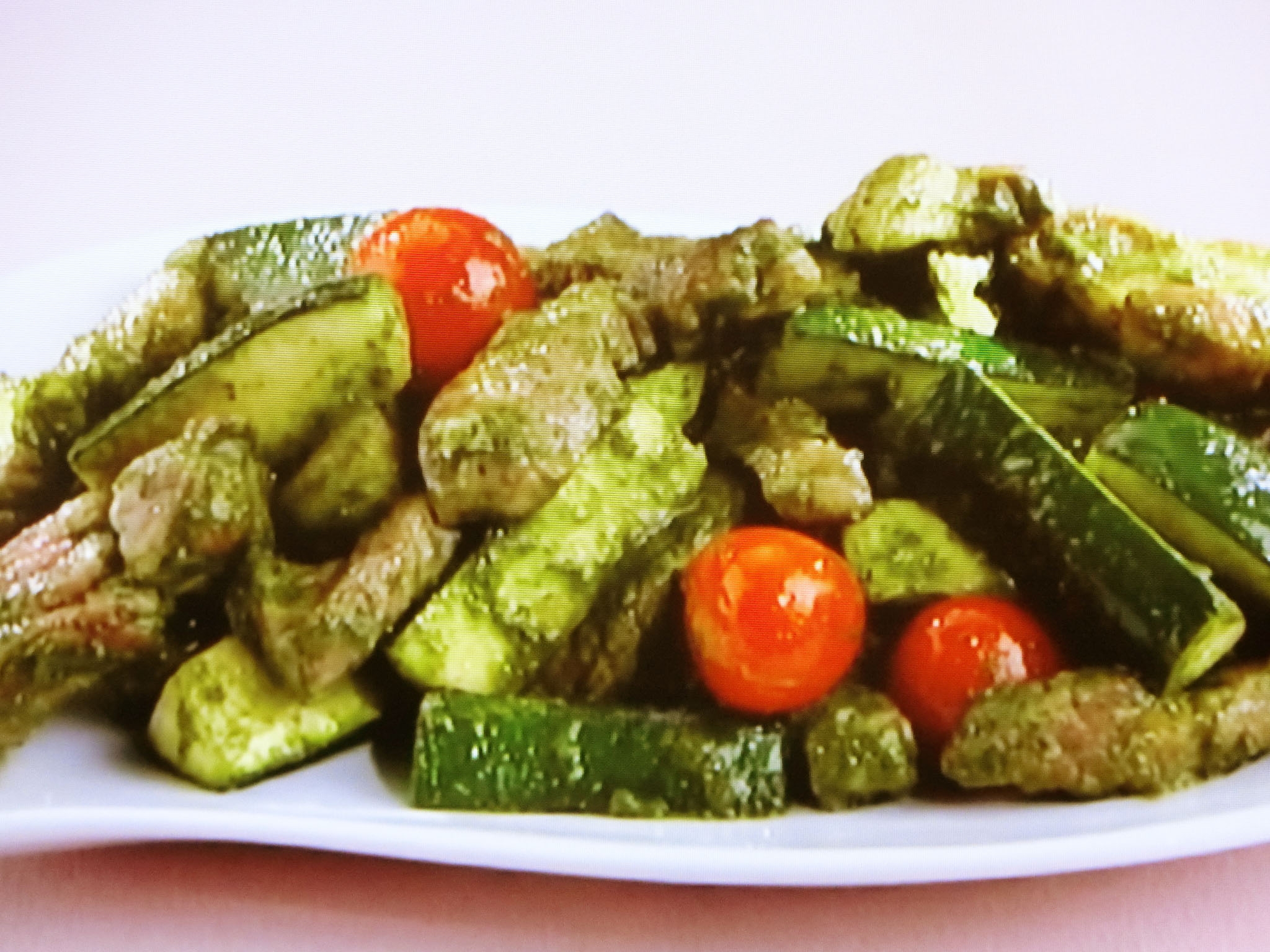 上沼恵美子のおしゃべりクッキング 豚肉とズッキーニのバジルソテーの料理レシピ おさらいキッチン