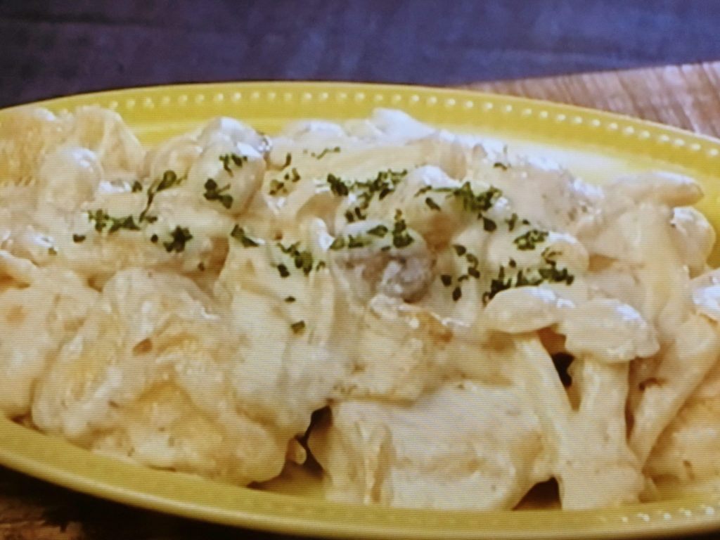 【ひるまえほっと】白いチキンストロガノフ風のレシピ・渥美まゆ美