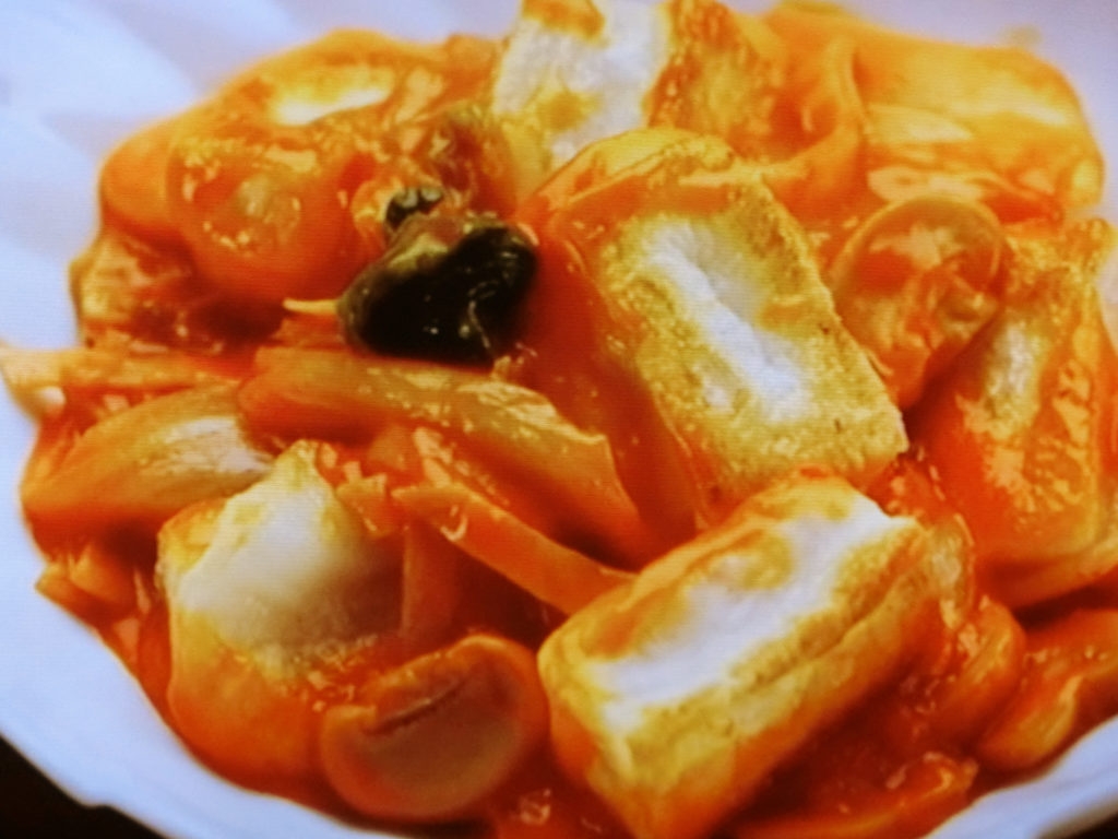 【きじまりゅうたの小腹すいてませんか？】もちと白菜のトマト炒めのレシピ・きじまりゅうた