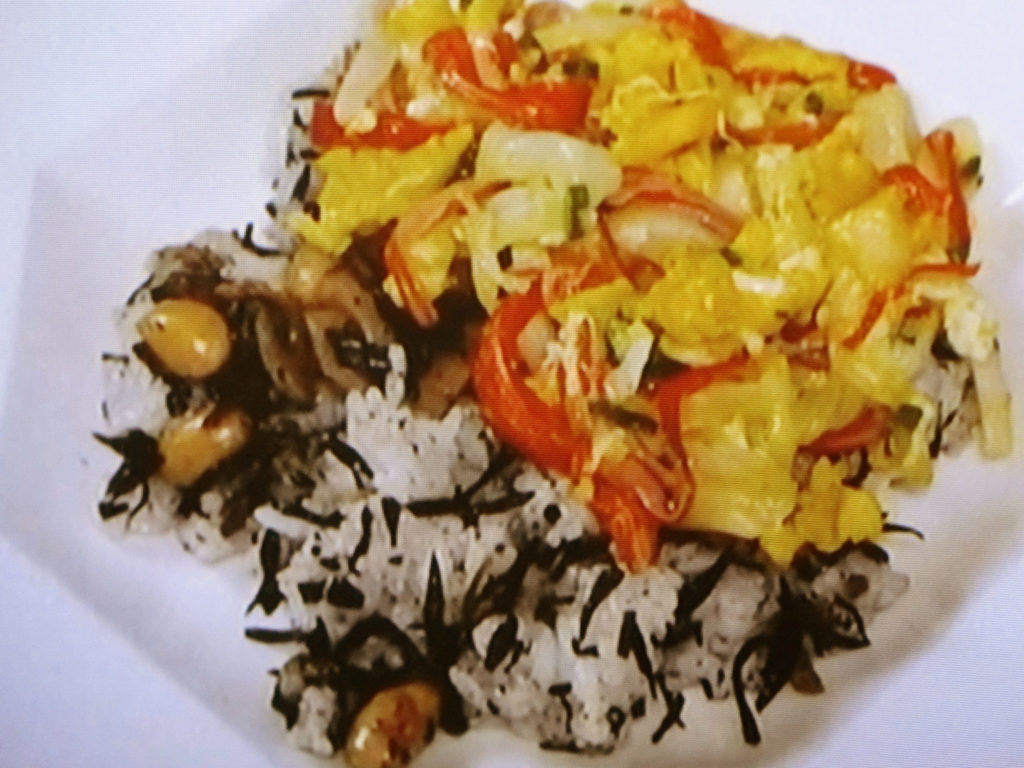【ひるまえほっと】カニかまぼことひじきのオムライスのレシピ