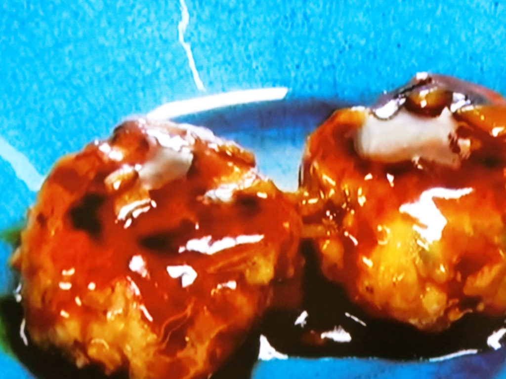 【男子ごはん】黒酢団子★余った餃子の材料を使ったアレンジレシピ★のレシピ・国分太一・栗原心平