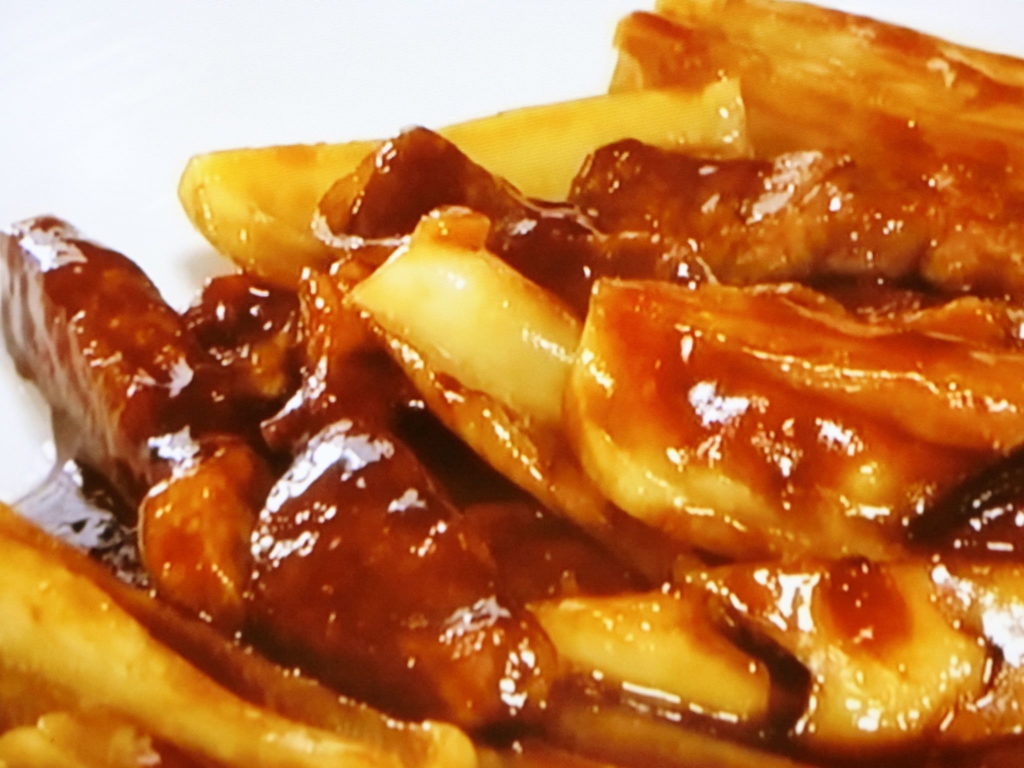 【クイズとくもり】レンコンの酢豚（豚肉とレンコンの黒酢ソース）のレシピ・クイズとくもり・陳建太郎