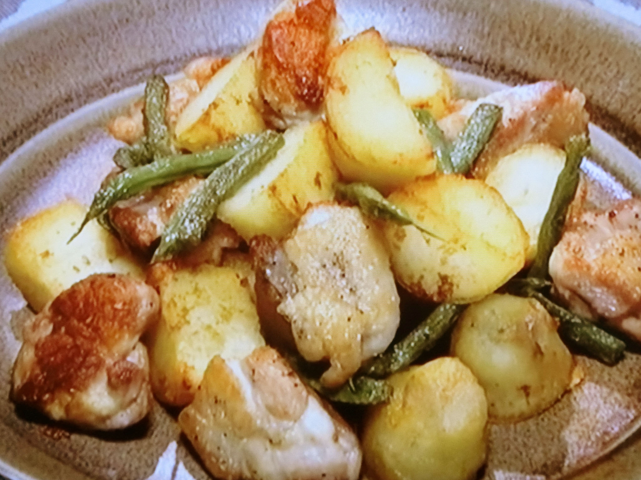 Nhkきょうの料理 カリカリじゃがいもと鶏のソテー のレシピbyタサン志麻 11月10日 おさらいキッチン