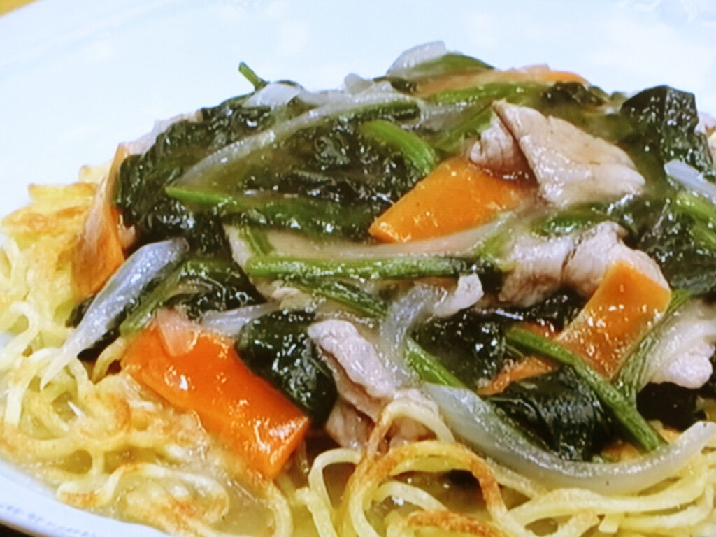 【ノンストップ】ほうれん草と豚肉のあんかけ塩焼きそばのレシピ・検索きょうのおしゃレシピ