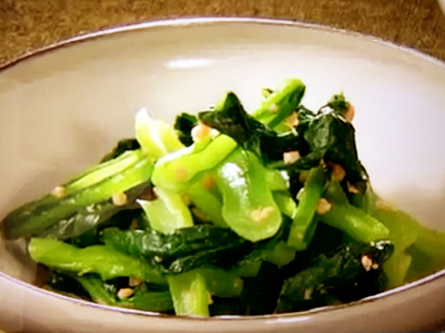 Nhkきょうの料理ビギナーズ 小松菜とさけフレークの中華あえ のレシピby 2月8日 おさらいキッチン
