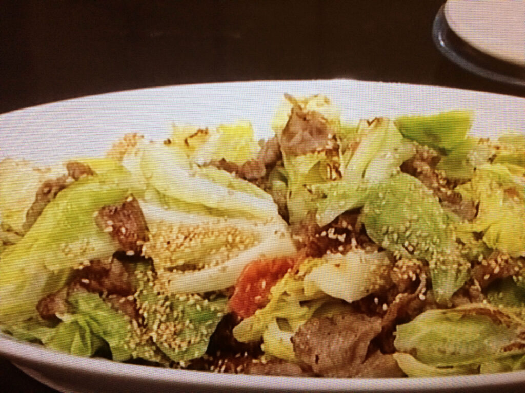 【キューピー３分クッキング】牛肉と春キャベツの梅肉炒めのレシピ・小林まさみ