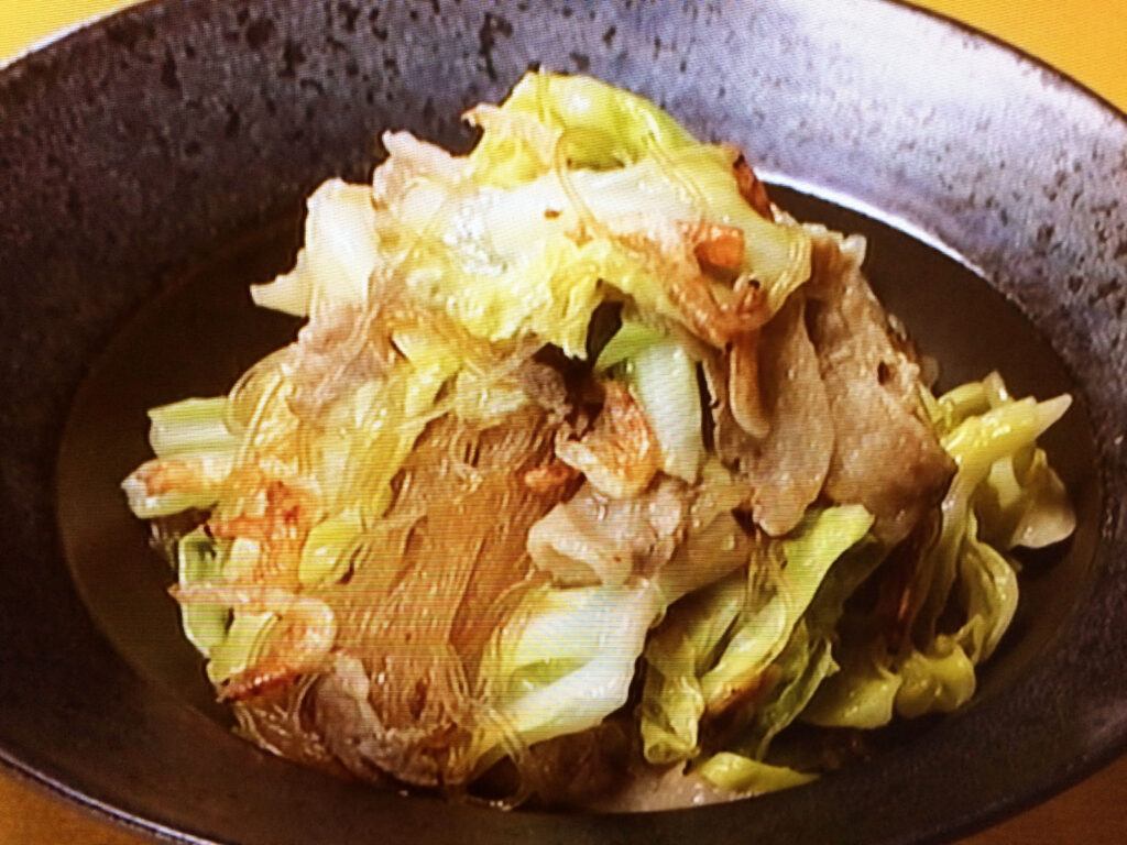 【おかずのクッキング】春キャベツと豚肉の春雨炒めのレシピ・五十嵐美幸