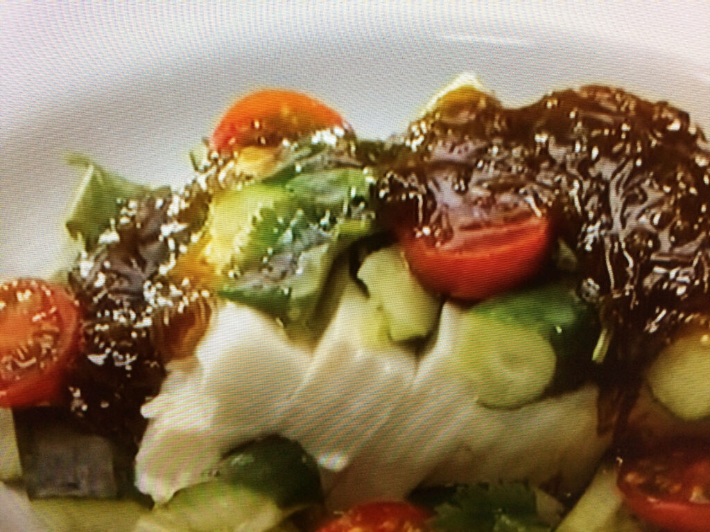 【クイズとくもり】豆腐サラダのレシピ・クイズとくもり・安井レイコ