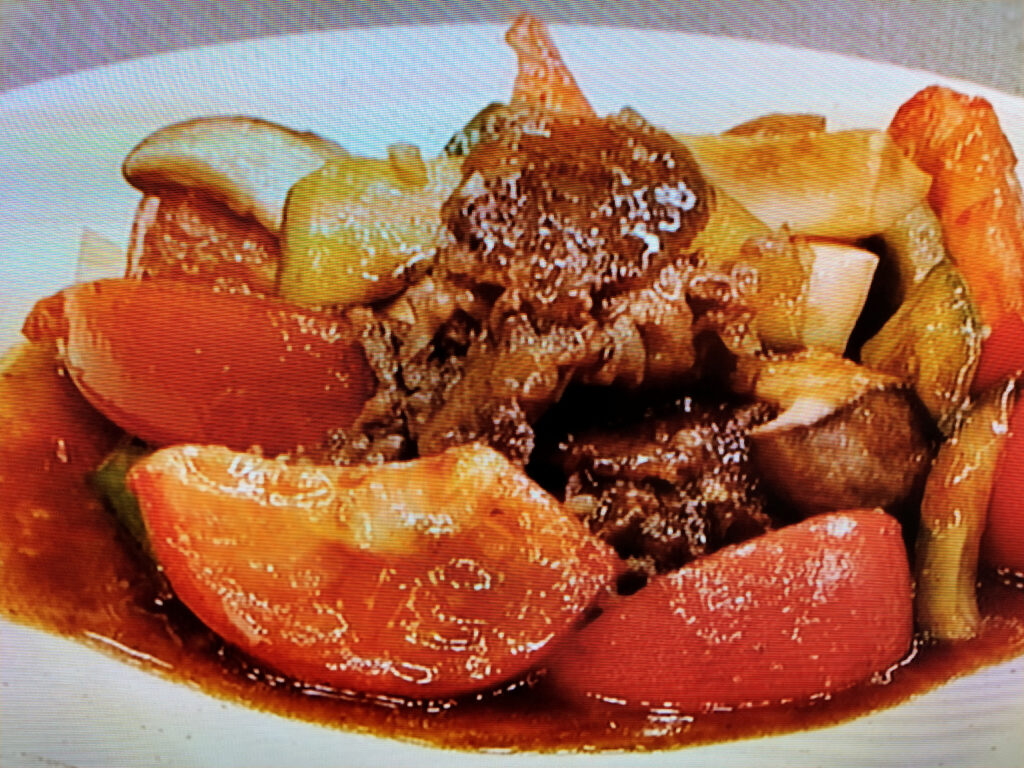 【ノンストップ】牛肉とトマトのコクうま炒めのレシピ・坂本昌行・坂本昌行のOne Dish