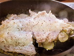 キューピー３分クッキング 豚肉 レタス ズッキーニのチーズ蒸しの料理レシピ おさらいキッチン