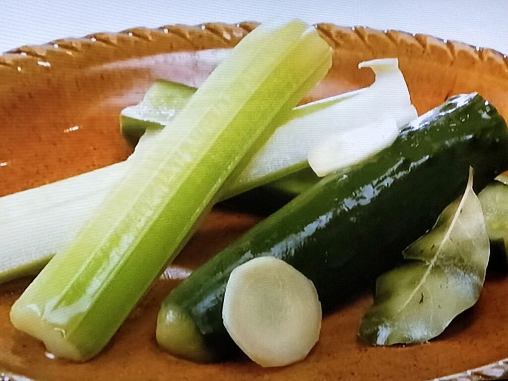 【きょうの料理ビギナーズ】きゅうりとセロリのピクルスのレシピ
