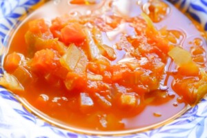 春キャベツの ピリ辛トマトスープ