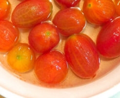 ウワサのお客さまのレシピ・赤パプリカとプチトマトのピクルス