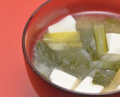 きょうの料理のレシピ・小松菜のフライパンみそ汁