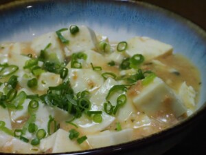 DAIGOも台所のレシピ・高野豆腐とレタスのそぼろ煮