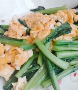きょうの料理のレシピ・小松菜と卵の塩炒め