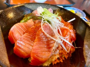 あさイチのレシピ・ユッケ風サーモン丼
