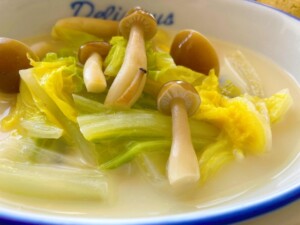 DayDay.(でいでい)のレシピ・白菜の豆乳スープ