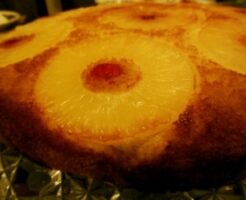 キューピー3分クッキングのレシピ・パイナップルのアップサイドダウンケーキ