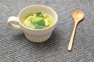 きょうの料理のレシピ・レタスの卵とじスープ