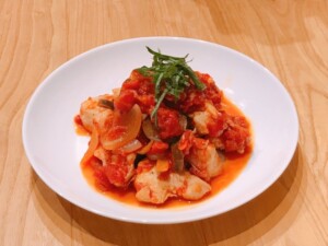 土曜はナニするのレシピ・とり肉とトマトのキムチ煮