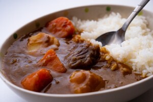 ヒルナンデスのレシピ・豚の角煮カレー