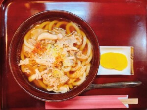 どさんこワイド179のレシピ・たっぷりキャベツの肉味噌うどん