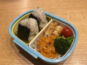 DAIGOも台所のレシピ・にんじんしりしり&ブロッコリーのゴマ和え