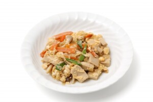 DAIGOも台所のレシピ・高野豆腐と鶏のゴマ煮