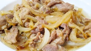 きょうの料理のレシピ・たまねぎと豚こまのわんぱく炒め