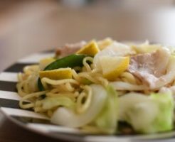 ラヴィットのレシピ・レモンペッパー焼きそば