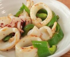 きょうの料理ビギナーズのレシピ・ピーマンといかの塩炒め