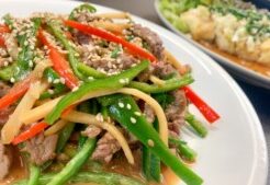 きょうの料理ビギナーズのレシピ・ピーマンと豚肉のにんにくみそ炒め
